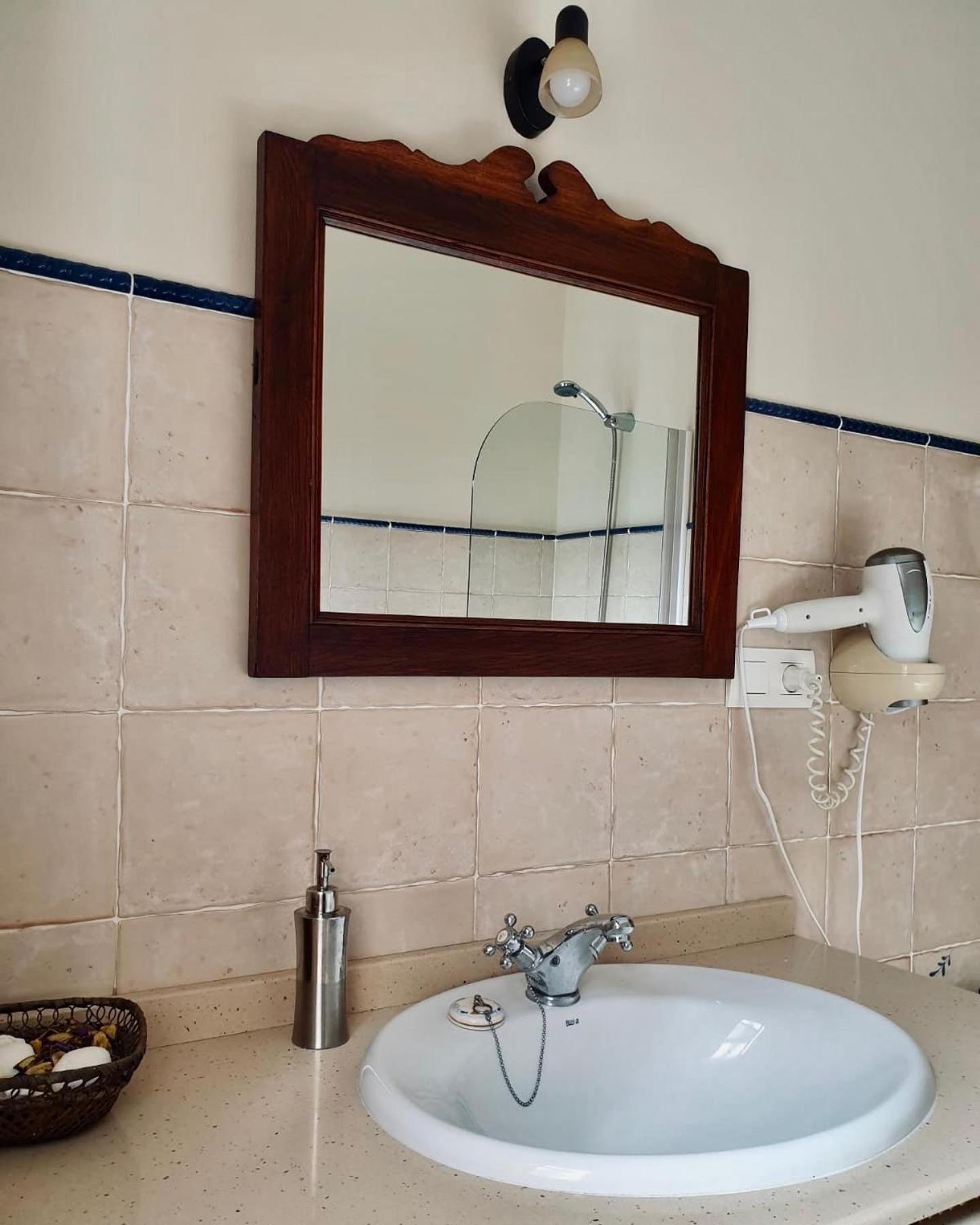 Apartamentos El Picoretu Местас-дель-Кон Экстерьер фото